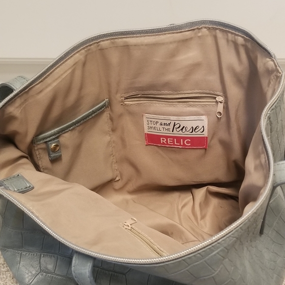 Relic Tote - Picture 3 of 4